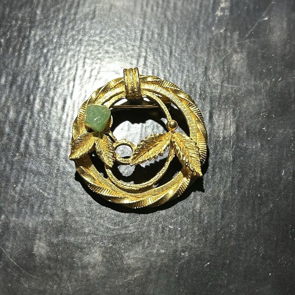 Vintage Faux Jade Gold Tone Leaf Wreath